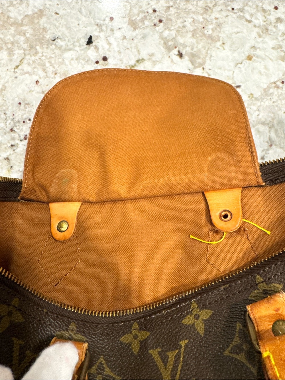 Louis Vuitton Speedy 40 Monogram Canvas Boston Bag - Picture 9 of 16